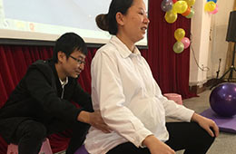 关爱孕妈--梧州市工人医院产科举办孕妇沙龙活动